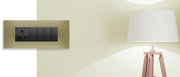 room scene with lamp and switch plate